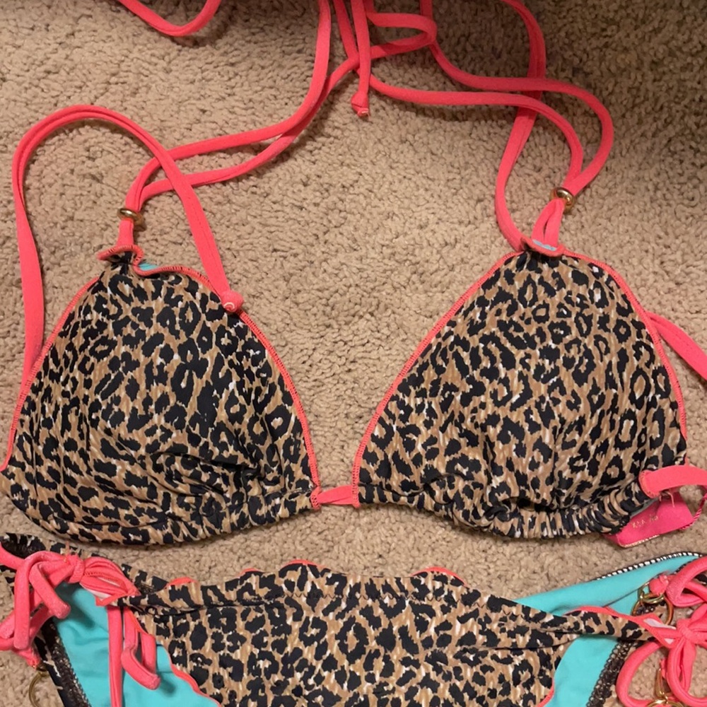bikini size medium ๐ - Picture 6 of 7